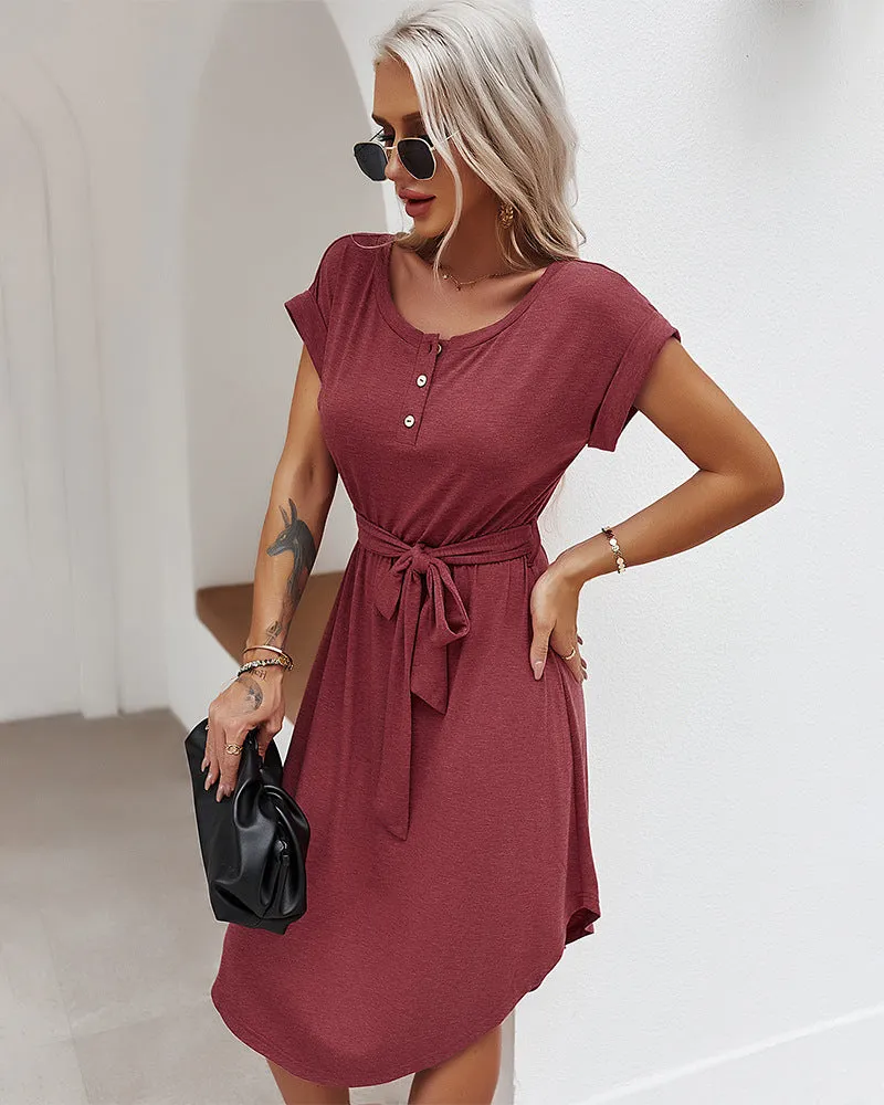 Knitted Short-sleeved Leisure Holiday Style Dress