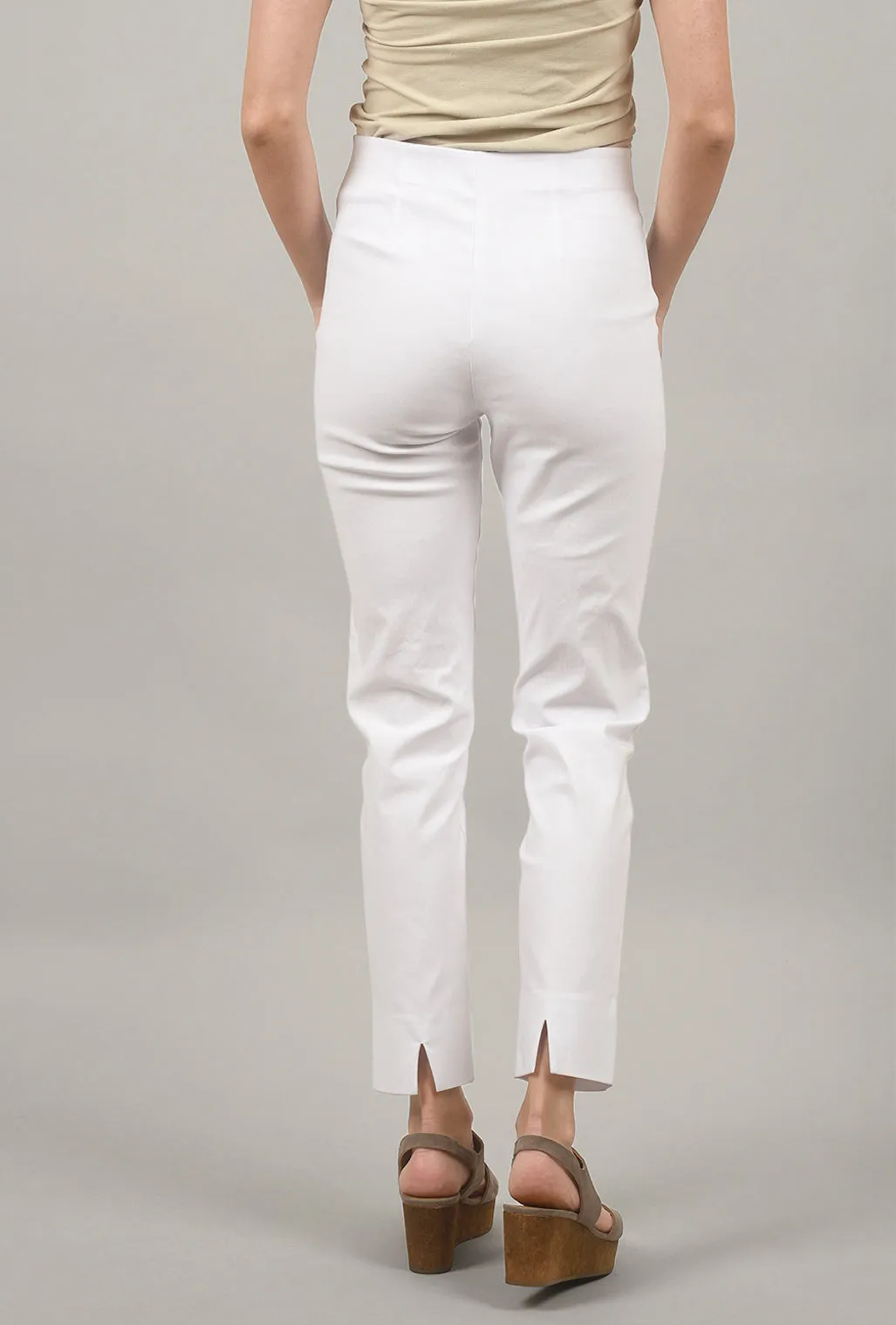 Milo Pant, White